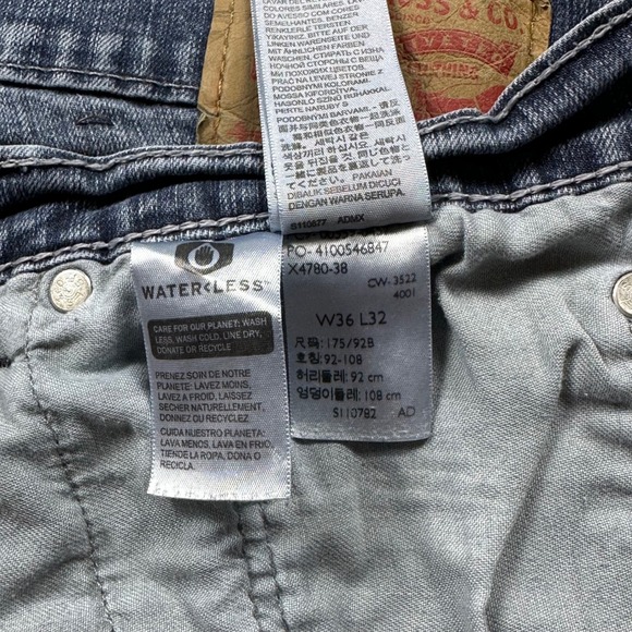 Levi's 559 Relaxed Straight Jeans Tag W36 L32 Distressed Denim (fit 34W x‎ 30L) - Picture 14 of 16